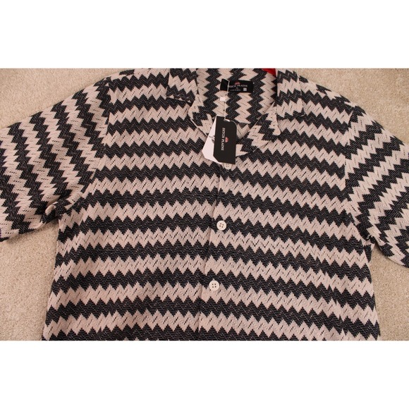 Ditch Plains Mens XL Black Zig Zag Crotched Woven‎ Short Sleeve Button Shirt NEW - Picture 3 of 9